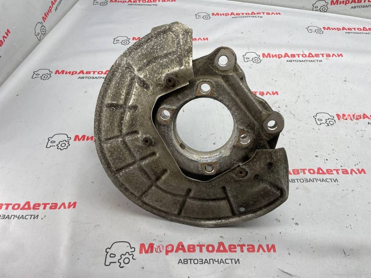 Кулак задний левый Alfa Romeo Giulia, 2018 г., OEM 00505439850, арт. 97139935
