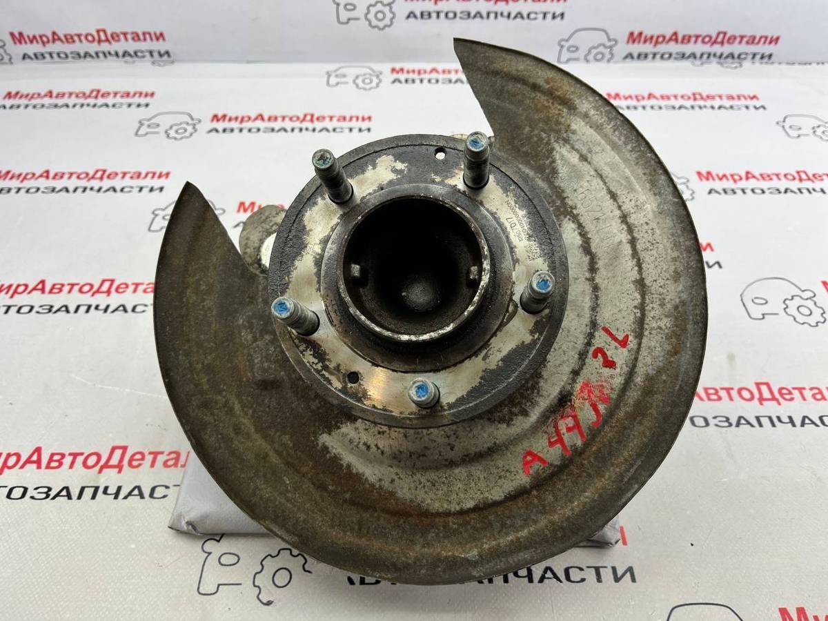 Кулак задний левый Chevrolet Malibu, 2019 г., OEM 22949386, арт. 97149407