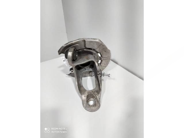 Кулак задний правый BMW X6 F16, 2018 г., OEM 33326879102, арт. 00000723