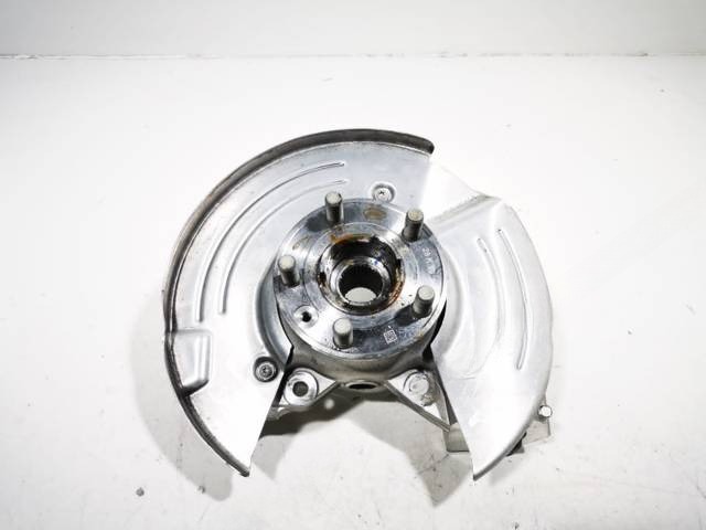 Кулак задний правый Land-Rover Discovery Sport, 2020 г., OEM K8D25A968CA, арт. 00007504
