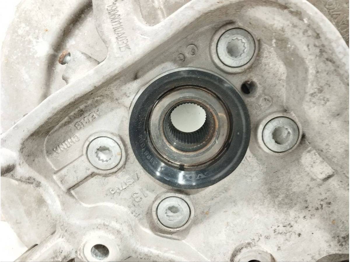 Кулак задний правый Volvo XC90, 2019 г., OEM 31658320, арт. 00012902, фото 2