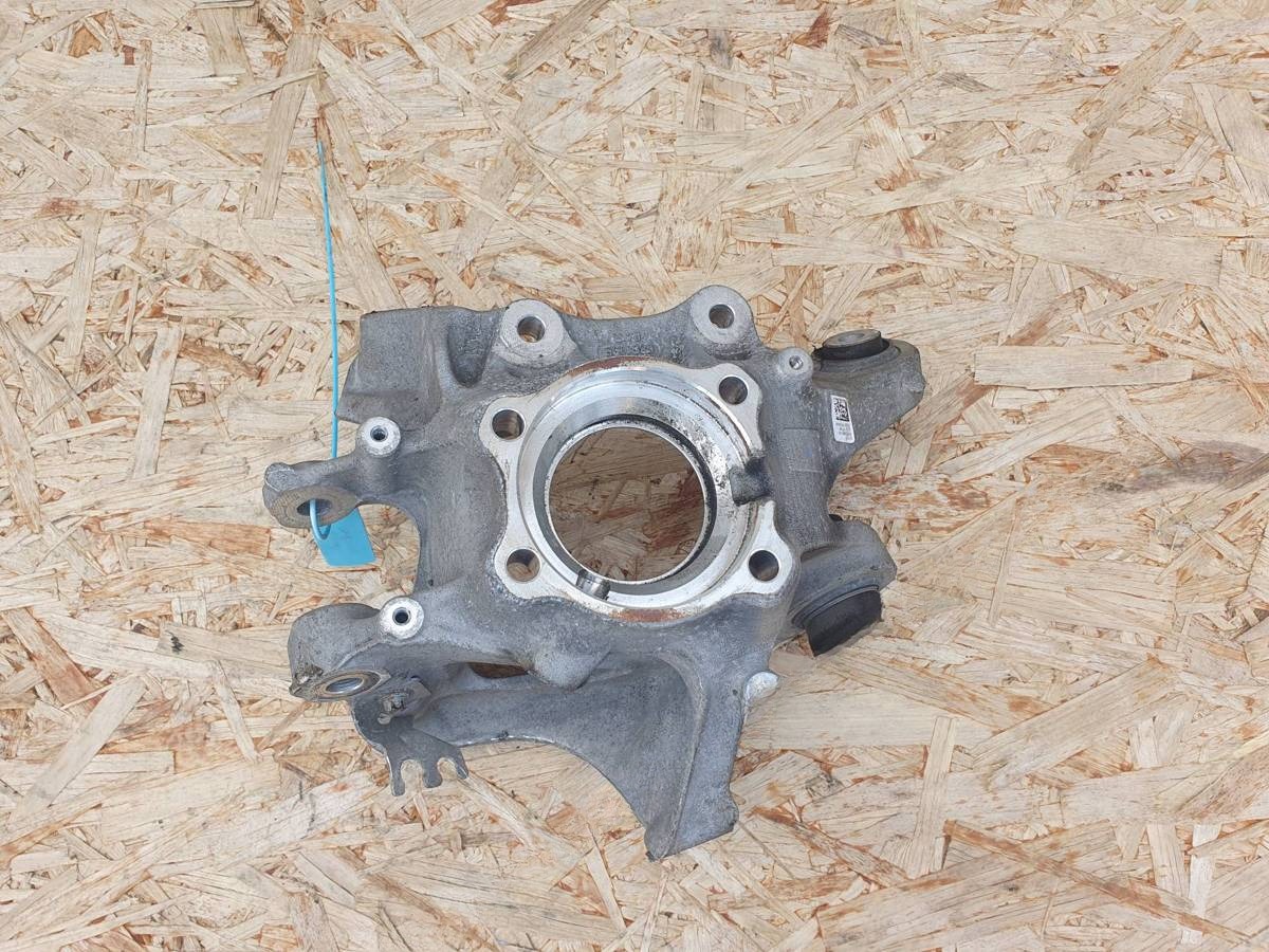 Кулак задний правый BMW G11/G12, 2016 г., OEM 62165410, арт. 00017102