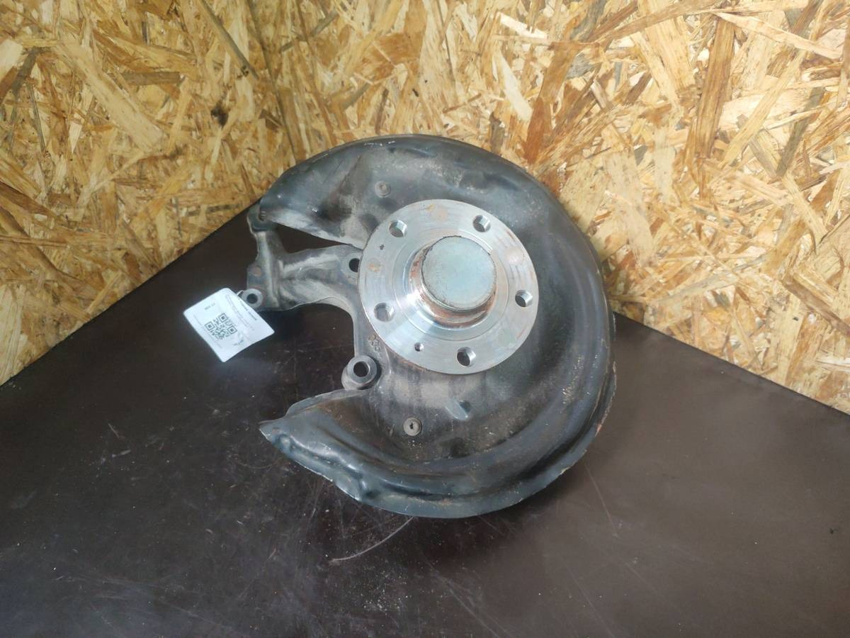 Кулак задний правый Volkswagen Beetle, 2018 г., OEM 5C0505436B, арт. 012T310968