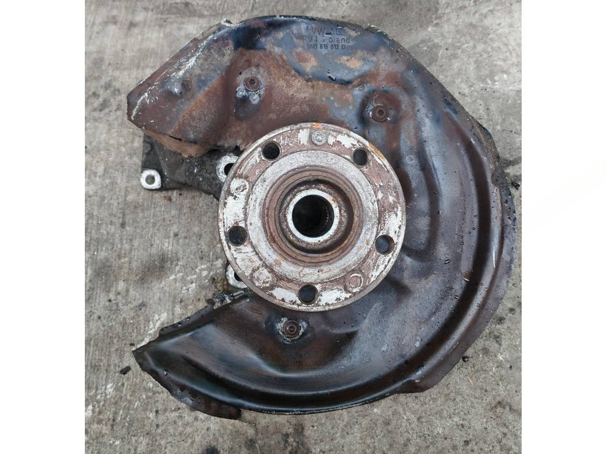 Кулак задний правый Volkswagen Tiguan, 2009 г., OEM 3C0505434G, арт. 012T812723