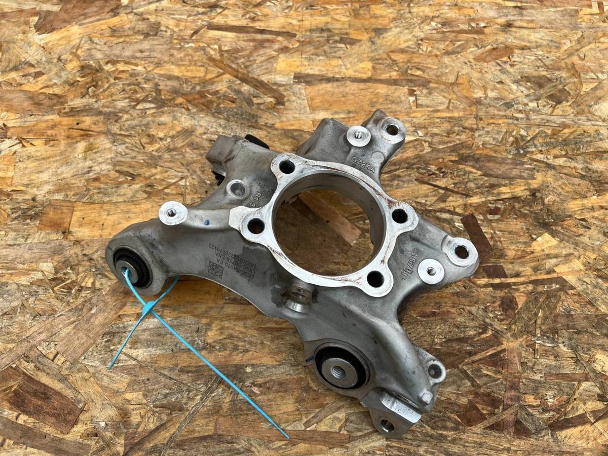 Кулак задний правый Ford Mustang Mach-E, 2023 г., OEM LK9C5A970EA, арт. 01637403