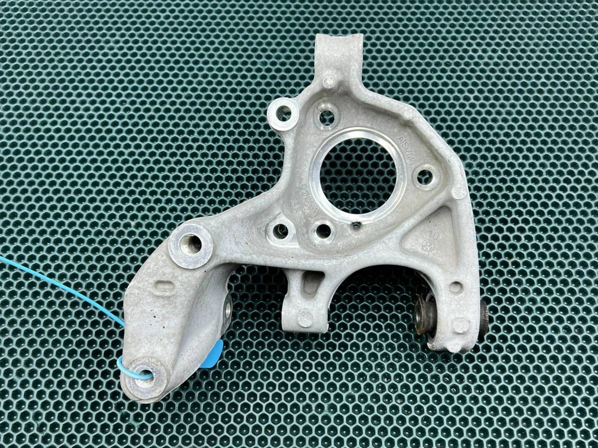 Кулак задний правый Volkswagen Taos, 2023 г., OEM 5QM505436C, арт. 01941107