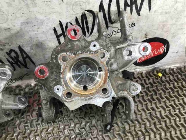 Кулак задний правый Honda Accord, 2019 г., арт. 05701-34811