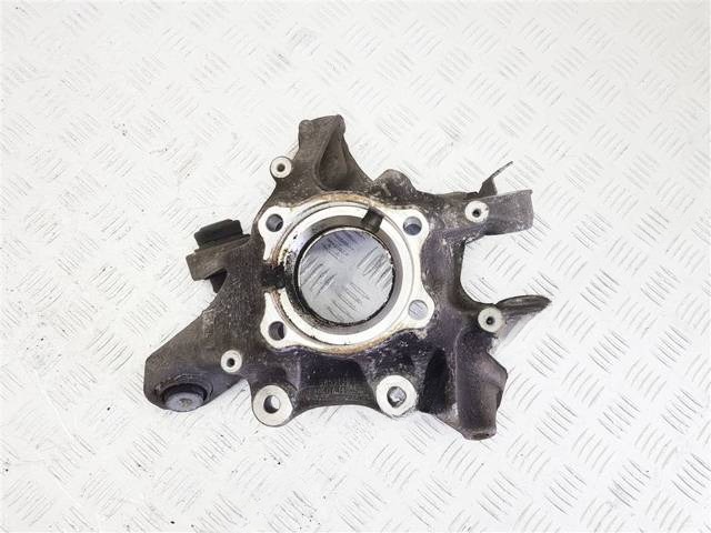 Кулак задний правый BMW G11/G12, 2015 г., OEM 6861136, арт. 100421