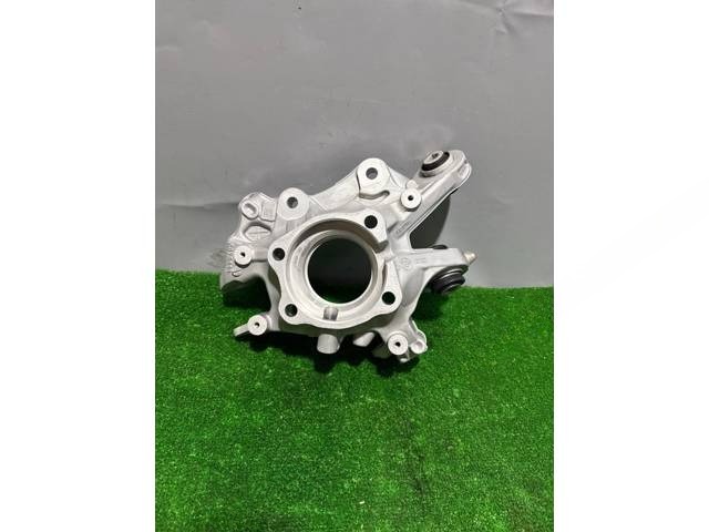 Кулак задний правый BMW G20/G21, 2020 г., OEM 6898482, арт. 1009