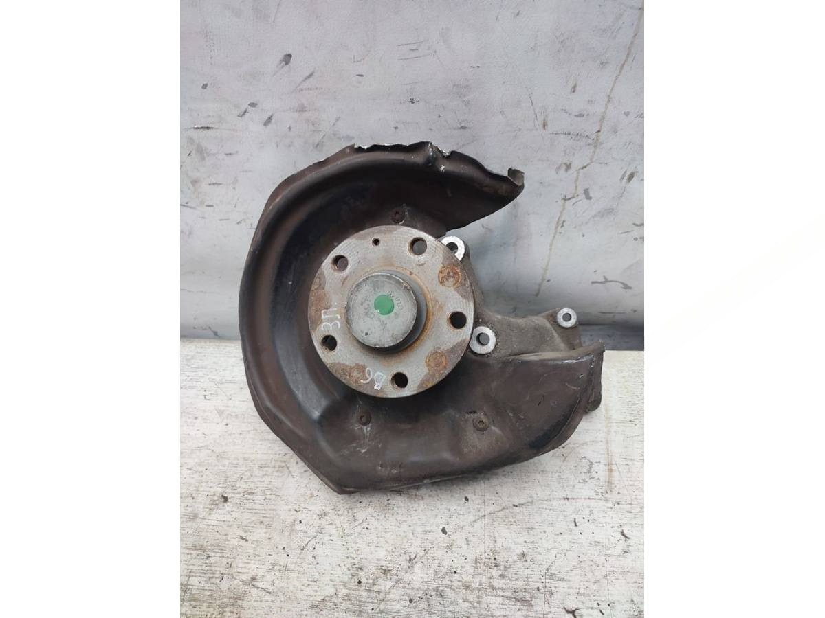 Кулак задний правый Volkswagen Passat B6, 2009 г., арт. 101789860