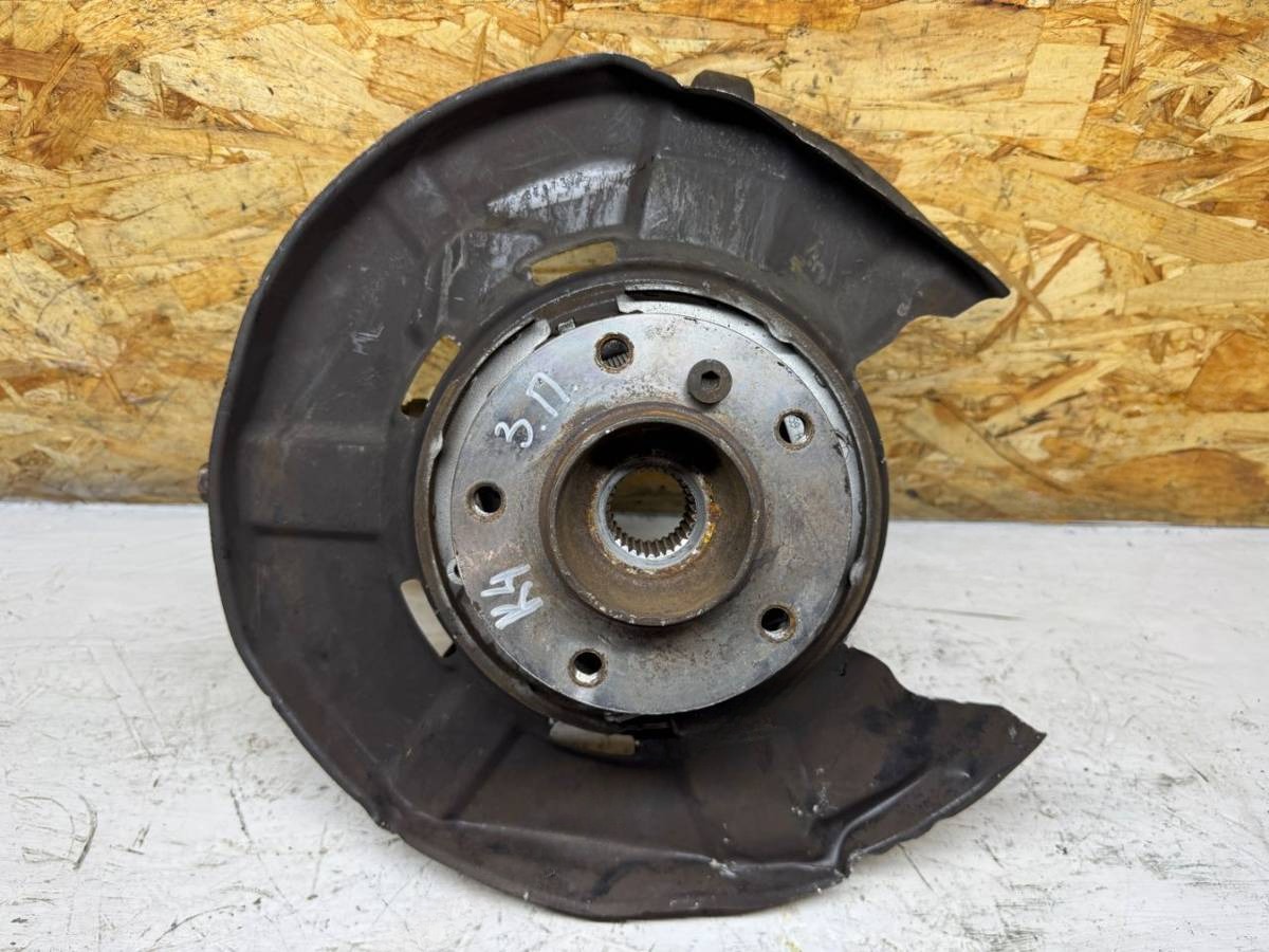 Кулак задний правый BMW X1 E84, 2010 г., OEM 6787322, арт. 108132487