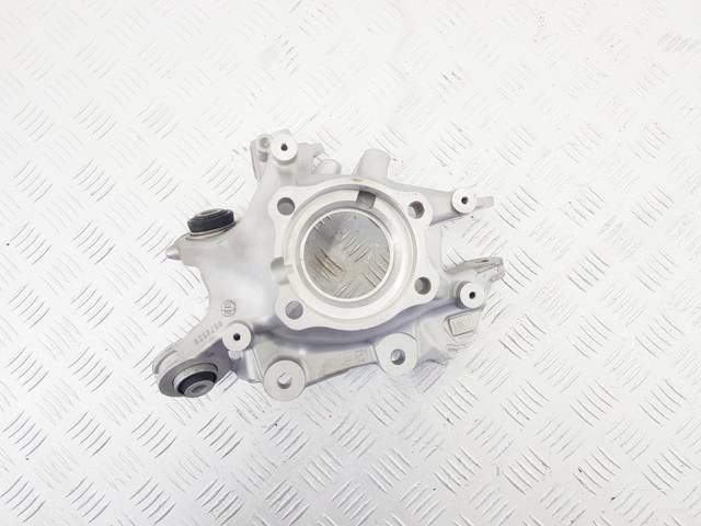 Кулак задний правый BMW G22/G23, 2024 г., OEM 6879526, арт. 114139