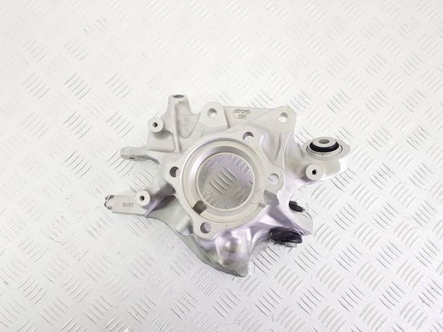Кулак задний правый BMW X4 G02, 2018 г., OEM 6579752, арт. 115169