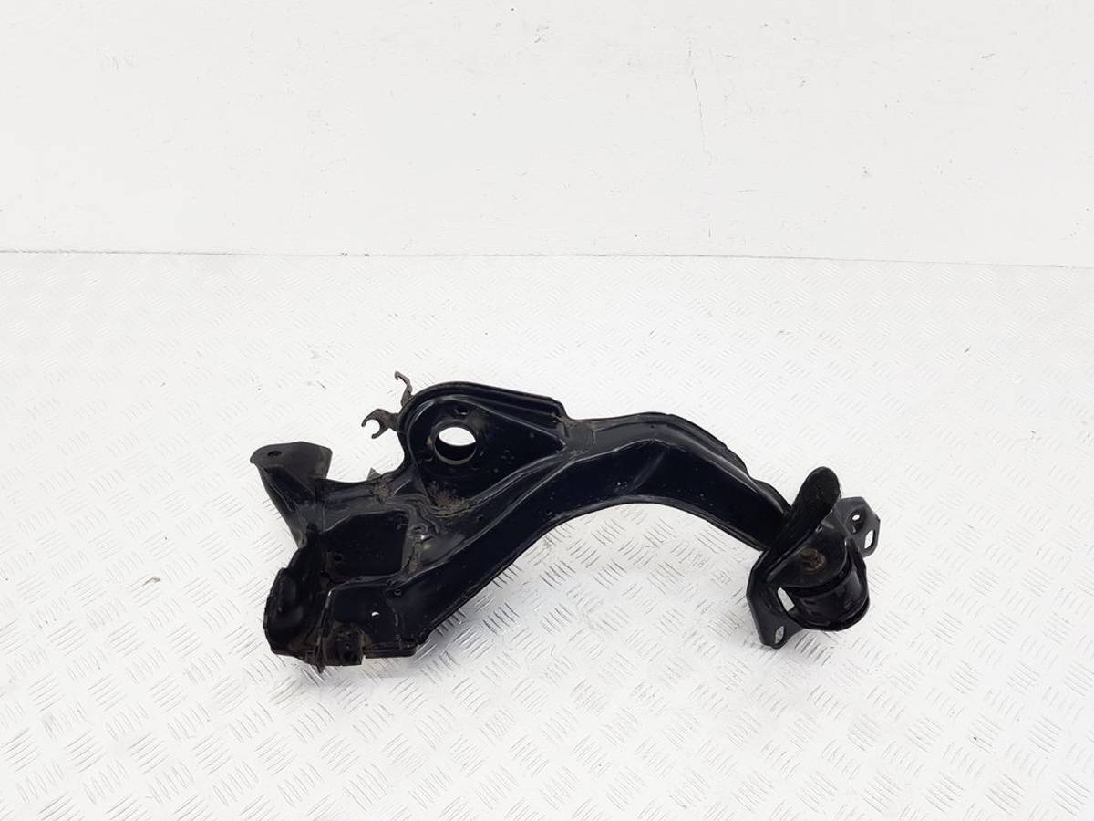 Кулак задний правый BMW X2 F39, 2017 г., OEM 6898964, арт. 115587