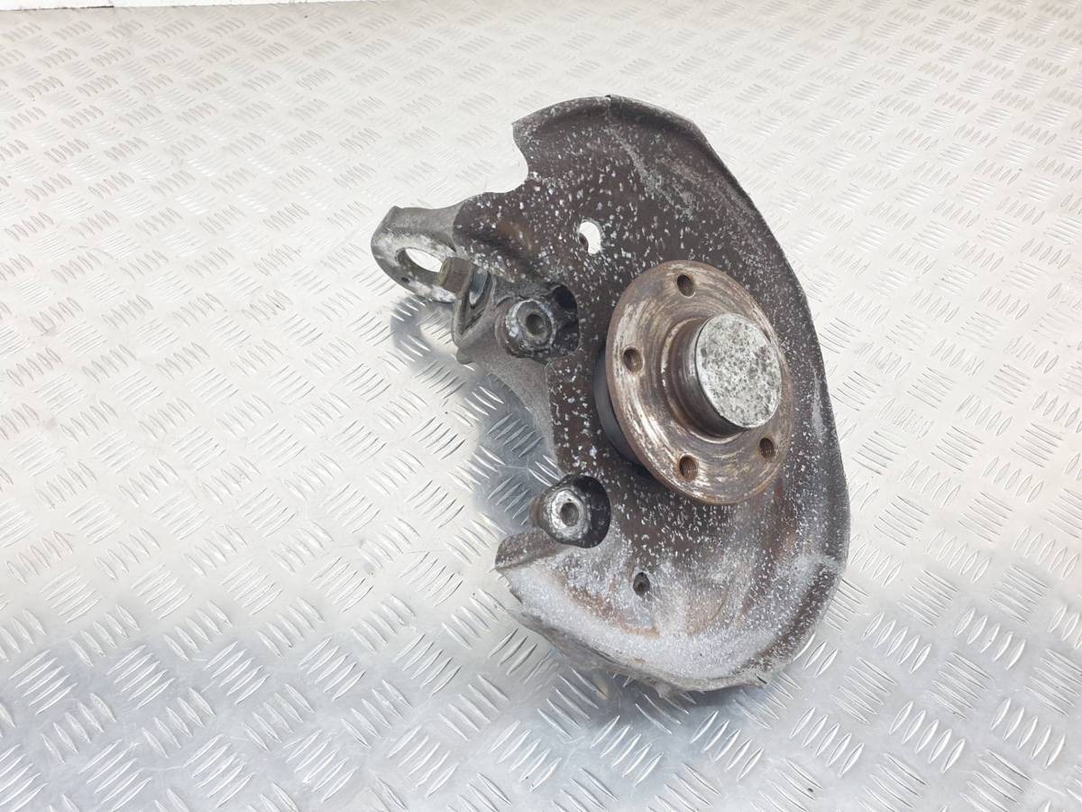 Кулак задний правый Renault Laguna A6, 2012 г., OEM 7700102299, арт. 11620