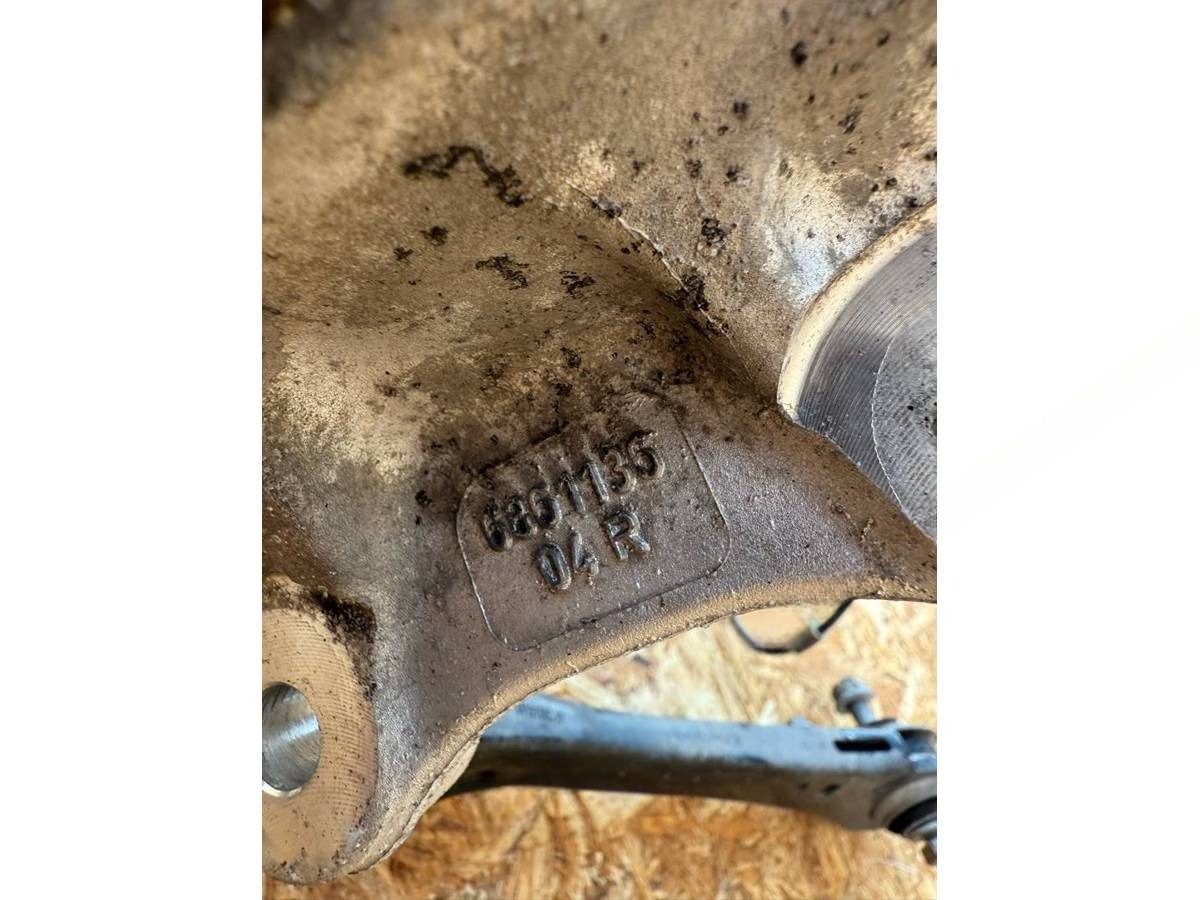 Кулак задний правый BMW G11/G12, 2019 г., OEM 6861136, арт. 1205961348, фото 3