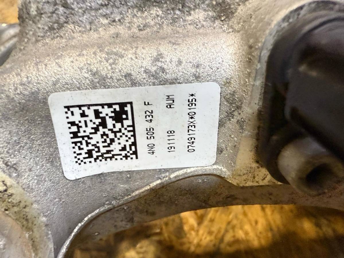 Кулак задний правый Audi A8, 2021 г., OEM 4N0505460, арт. 1205961946, фото 3