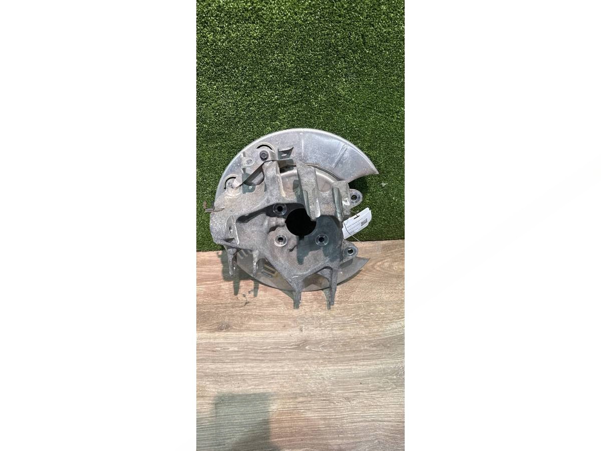 Кулак задний правый Peugeot 308, 2018 г., OEM 102741600, арт. 14112