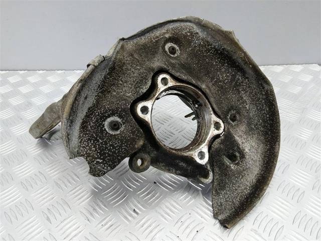 Кулак задний правый Audi Q5, 2012 г., OEM 8R0505432F, арт. 17042