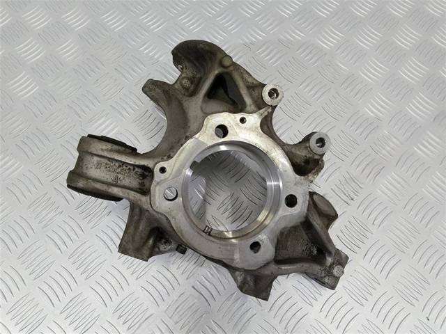 Кулак задний правый Volkswagen Touareg, 2010 г., OEM 7P0505436A, арт. 19325