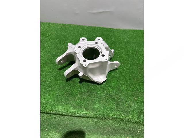 Кулак задний правый Renault Laguna, 2018 г., OEM 8200172835, арт. 2156