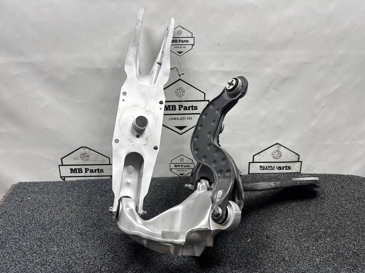Кулак задний правый BMW E60/E61 X247, 2021 г., OEM 8EL011712, арт. 2728