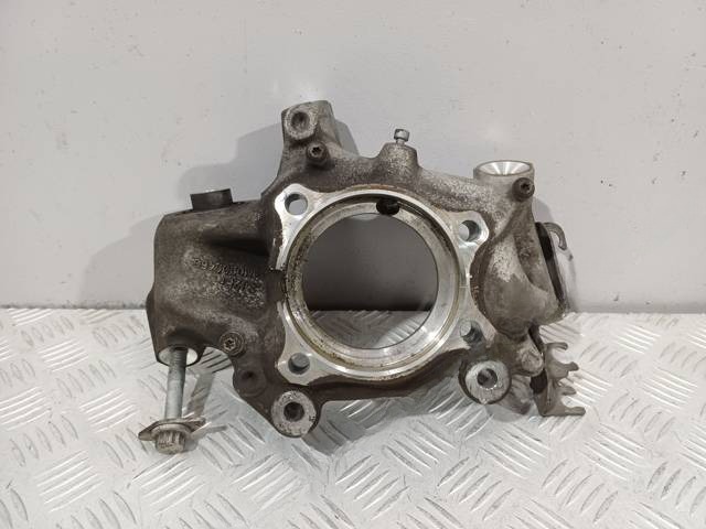 Кулак задний правый Volkswagen Passat Q7, 2015 г., OEM 4M0505432Q, арт. 33126