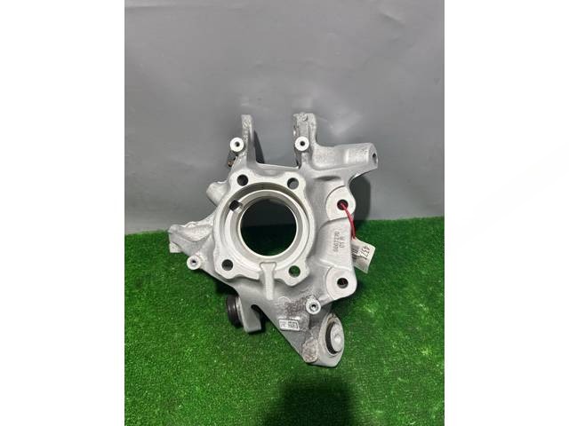 Кулак задний правый BMW X3 G32, 2018 г., OEM 12417823700, арт. 4377