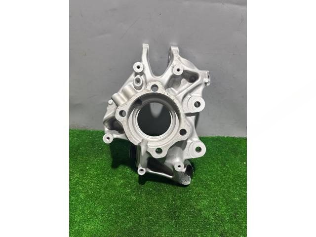 Кулак задний правый Ford Escape G26, 2023 г., OEM LX6118495AAC, арт. 5143