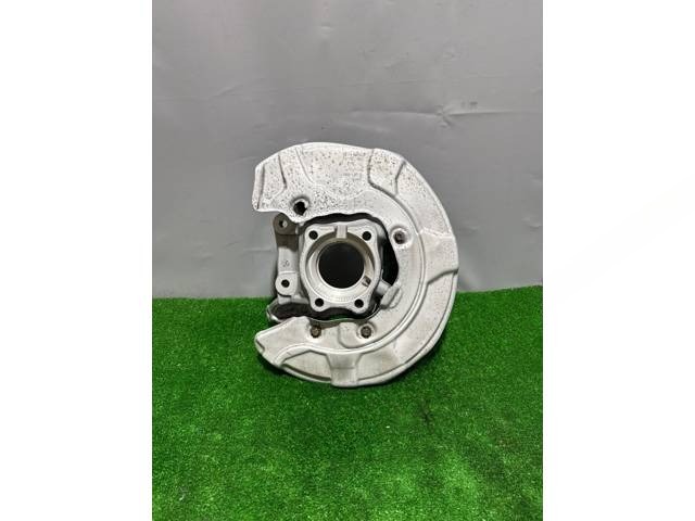 Кулак задний правый Volkswagen Touareg, 2018 г., OEM 4H0907064DH, арт. 773