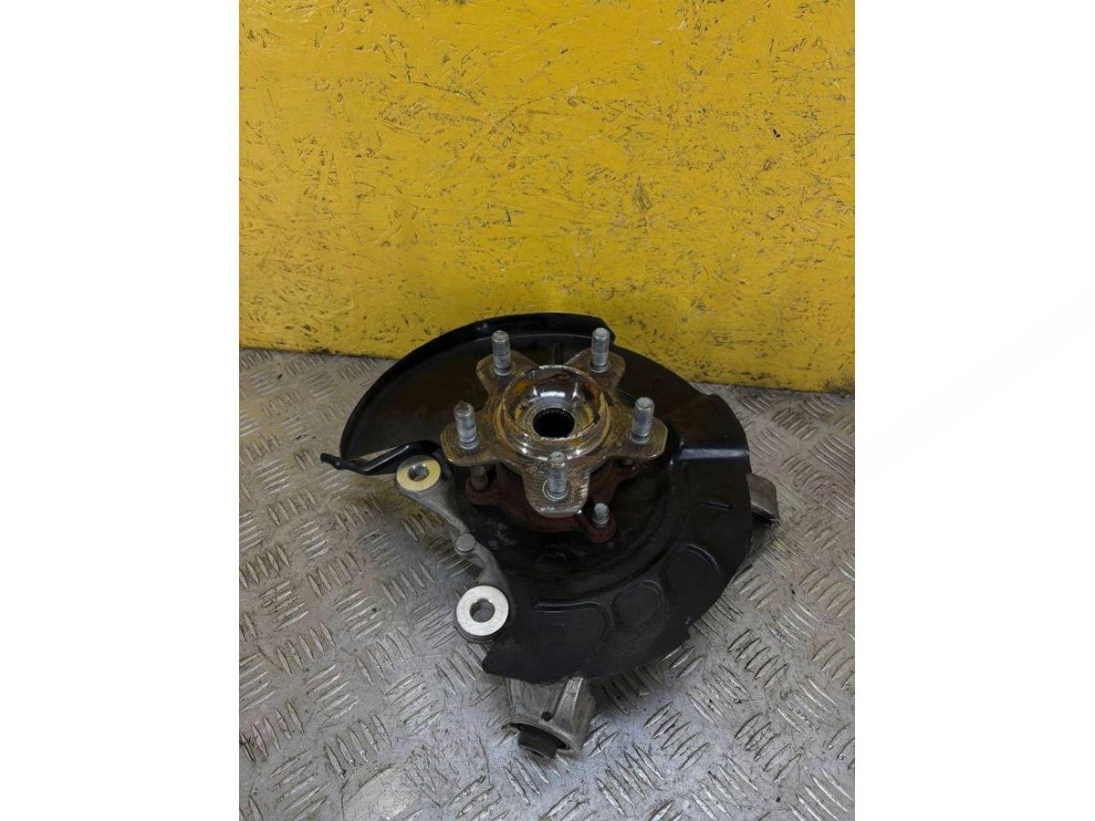 Кулак задний правый Nissan Rogue, 2024 г., арт. 84091415