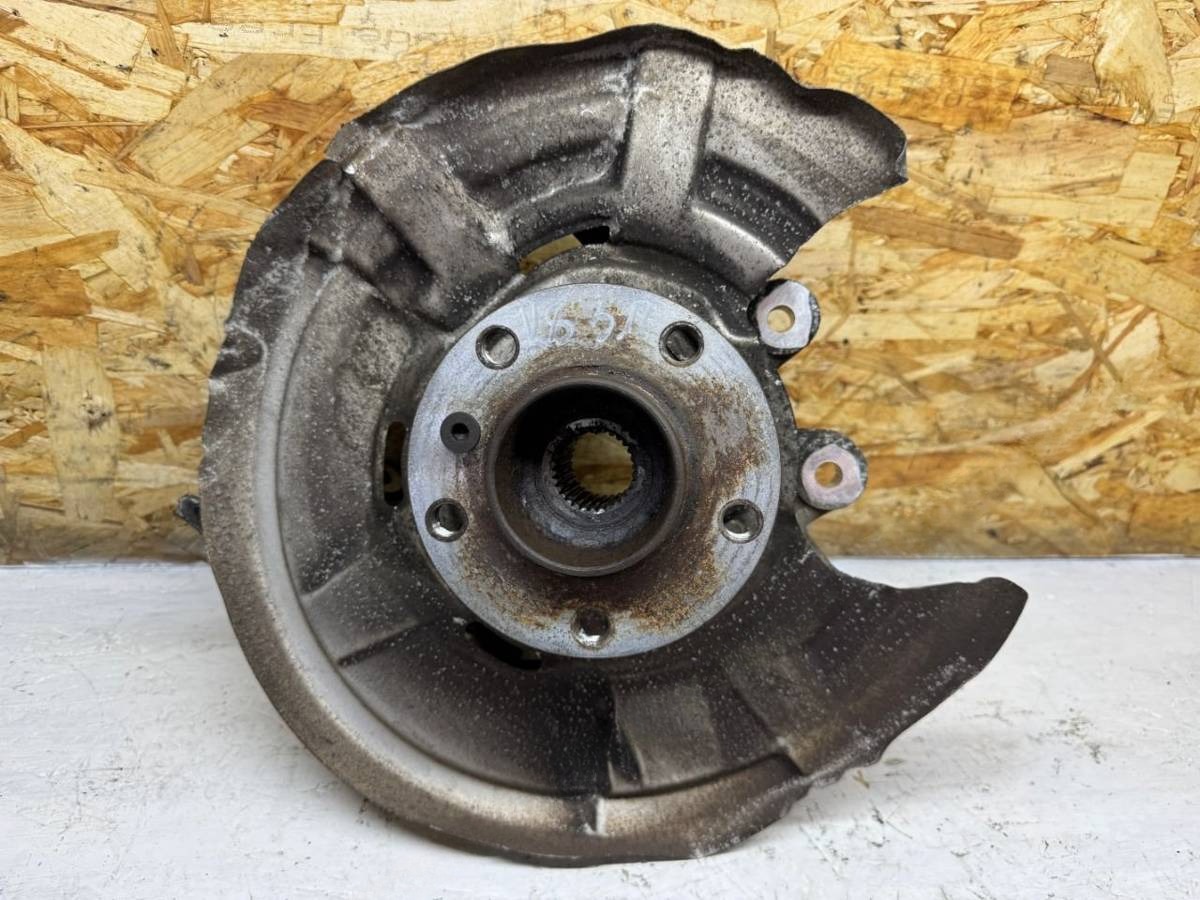 Кулак задний правый BMW F10/F11/GT F07, 2014 г., OEM 6793770, арт. 93369317