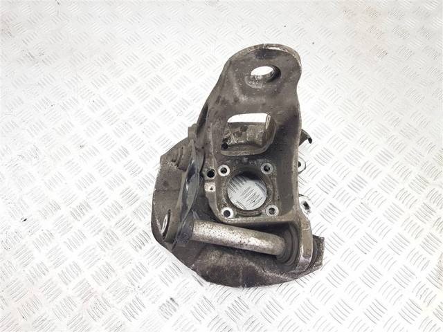 Кулак задний правый BMW X5 F15, 2013 г., арт. 95473