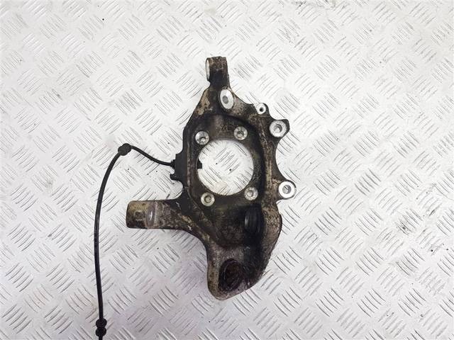 Кулак задний правый Mercedes C W205, 2014 г., OEM A2053572600, арт. 95757, фото 4