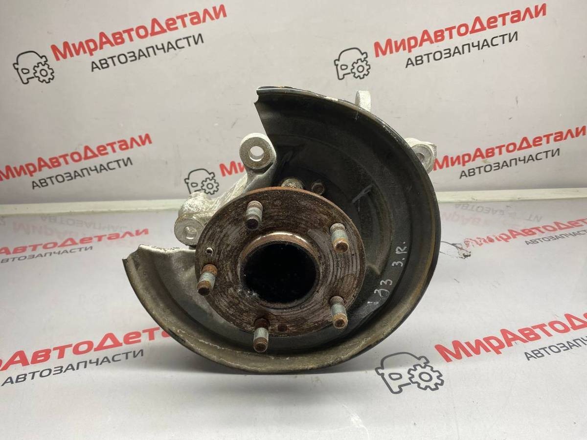 Кулак задний правый Honda Civic, 2017 г., арт. 97085365