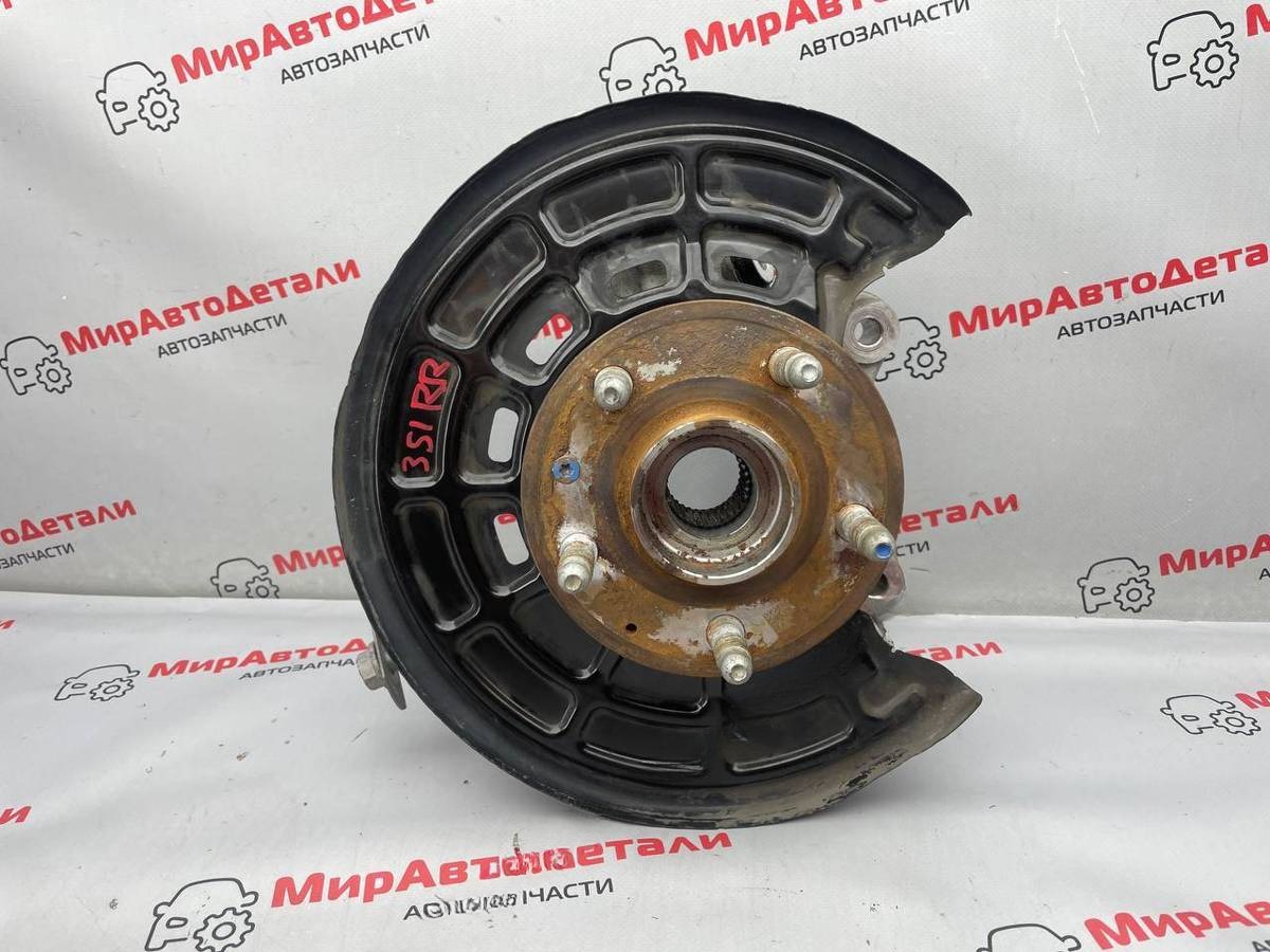 Кулак задний правый Chevrolet Camaro, 2019 г., OEM 23206824, арт. 97136321