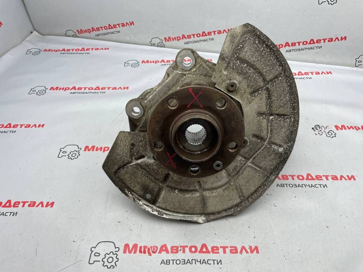 Кулак задний правый Alfa Romeo Giulia, 2018 г., OEM 00505439880, арт. 97137829