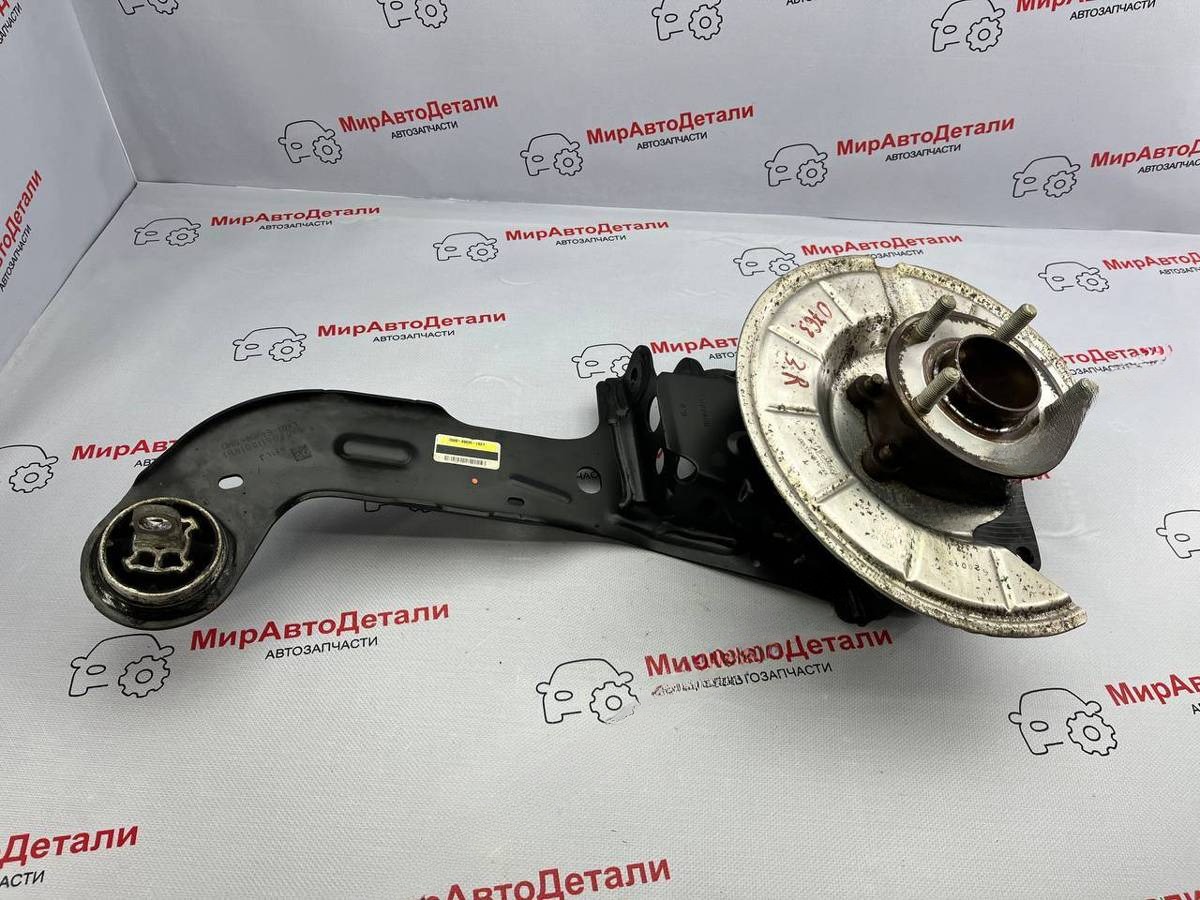 Кулак задний правый Ford Escape, 2020 г., OEM LX615A968BMD, арт. 97159925