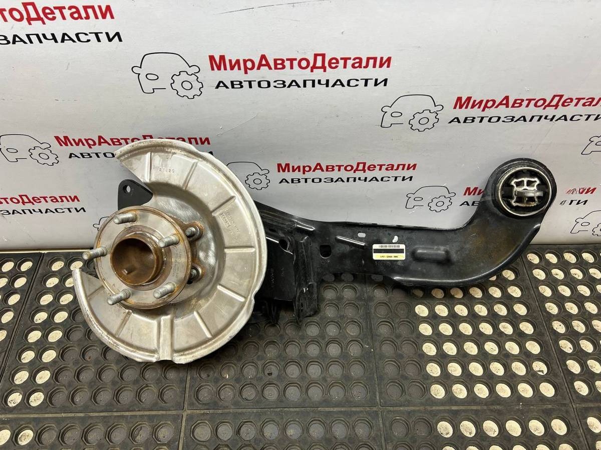 Кулак задний правый Ford Escape, 2020 г., OEM LX615A968BME, арт. 97165359