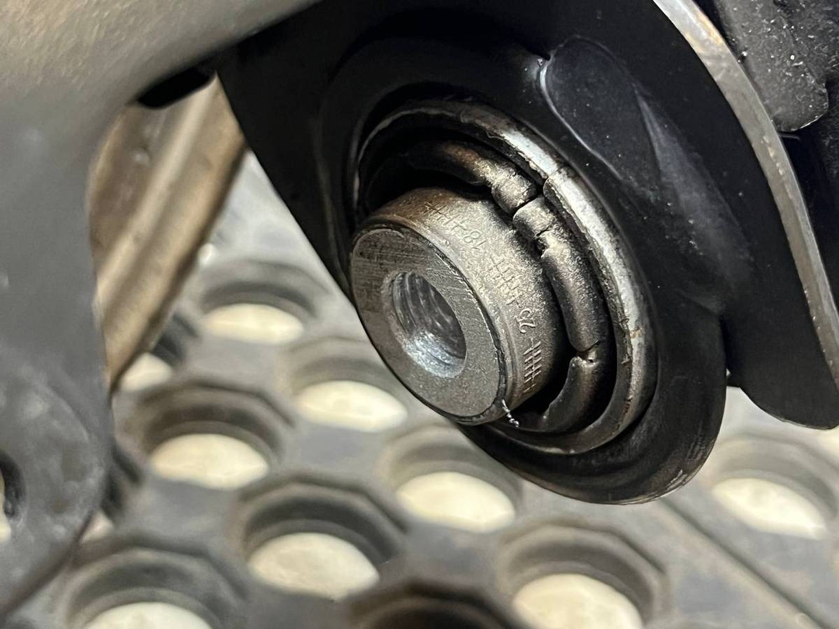 Кулак задний правый Ford Escape, 2020 г., OEM LX615A968BME, арт. 97165359, фото 12