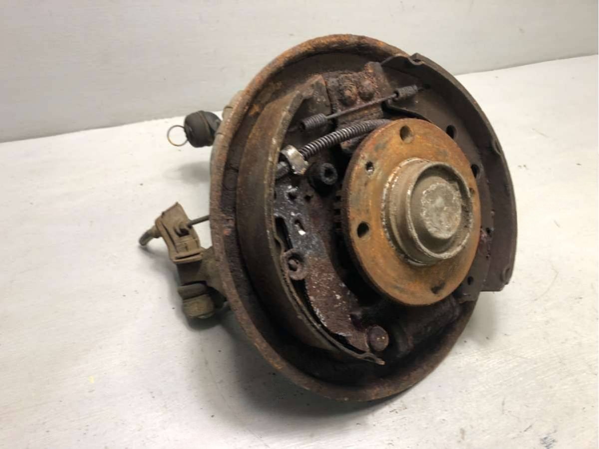 Кулак задний правый Peugeot 406, 1999 г., OEM 517611, арт. B39195502_2