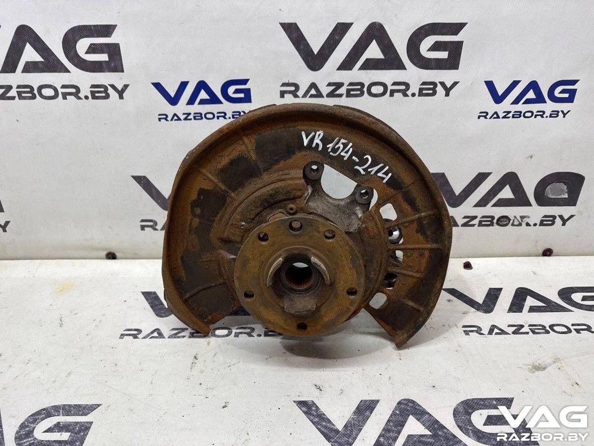 Кулак задний правый Volkswagen Touareg, 2012 г., OEM 7P0505436A, арт. BVR154-215