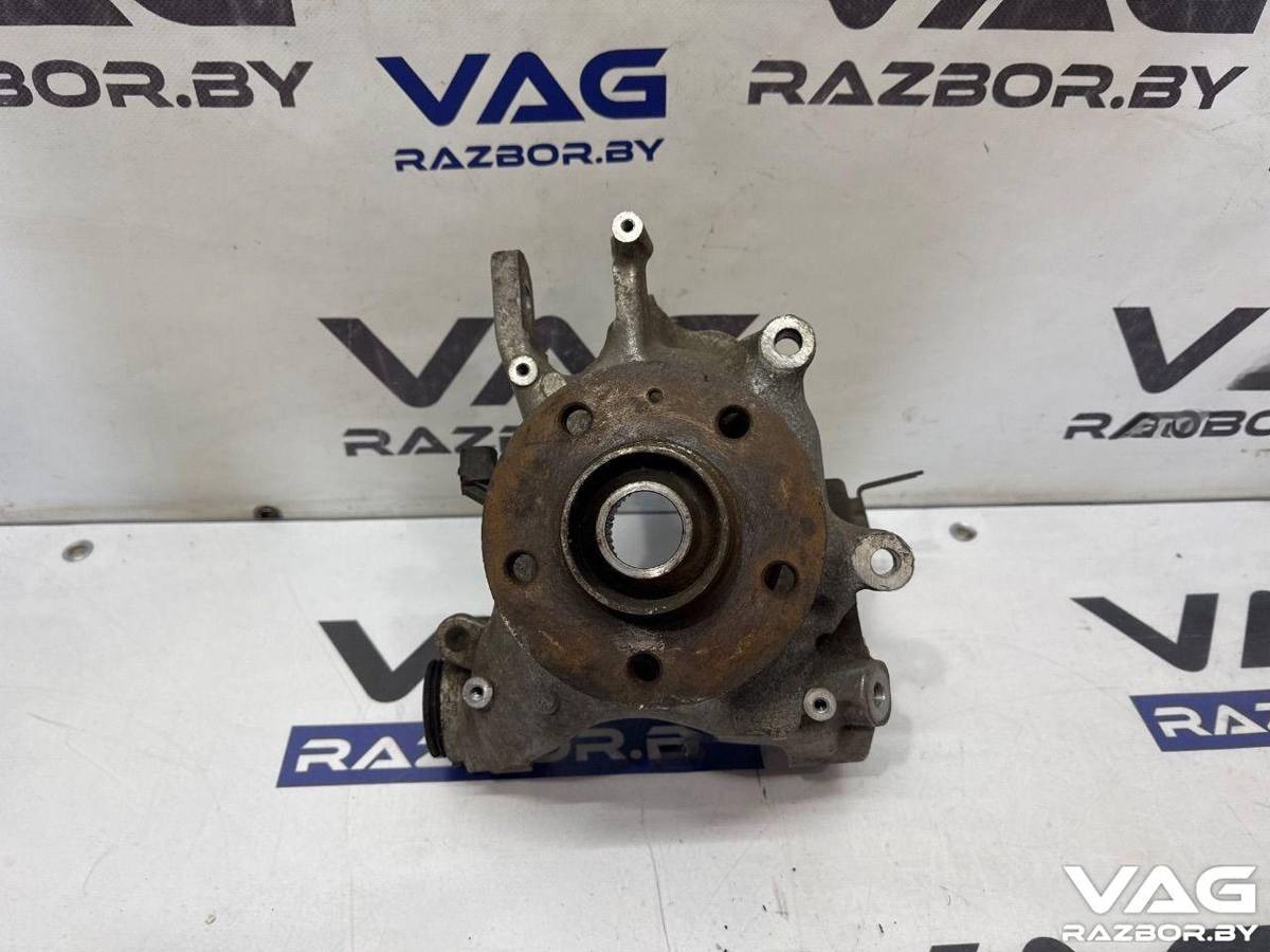 Кулак задний правый Audi A8 D4, 2013 г., OEM 4H0505432D, арт. BVR161-572