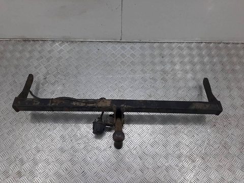 Прицепное устройство (фаркоп) Peugeot 207, 2009 г., арт. 1044986