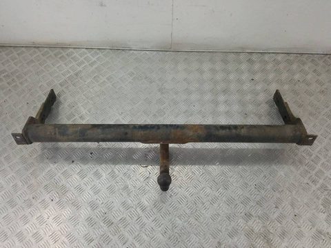 Прицепное устройство (фаркоп) Volkswagen Passat, 1996 г., арт. 1085456