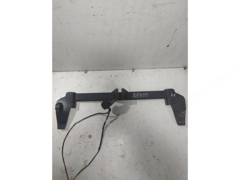 Прицепное устройство (фаркоп) Toyota Avensis, 2004 г., арт. 14420