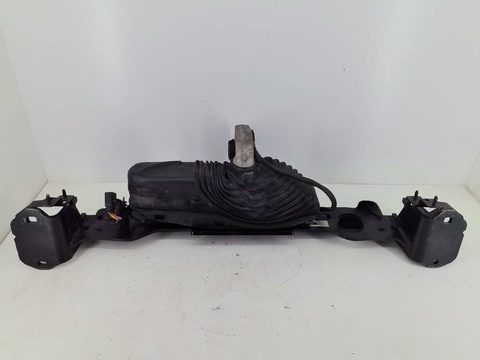 Прицепное устройство (фаркоп) BMW 5 G30/G31, 2023 г., OEM 303391600031, арт. 15952