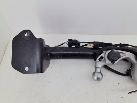 Прицепное устройство (фаркоп) BMW X1 U11, 2025 г., OEM 10069418006, арт. 15955, фото 6
