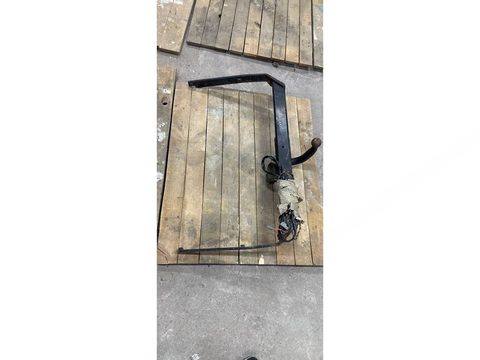 Прицепное устройство (фаркоп) Ford C-Max, 2006 г., арт. 17898556418710278, фото 3