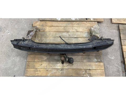 Прицепное устройство (фаркоп) Kia Carens, 2005 г., арт. 17898556418710282